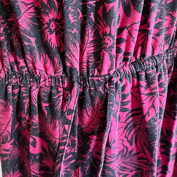 Dress - Picture 6 of 6